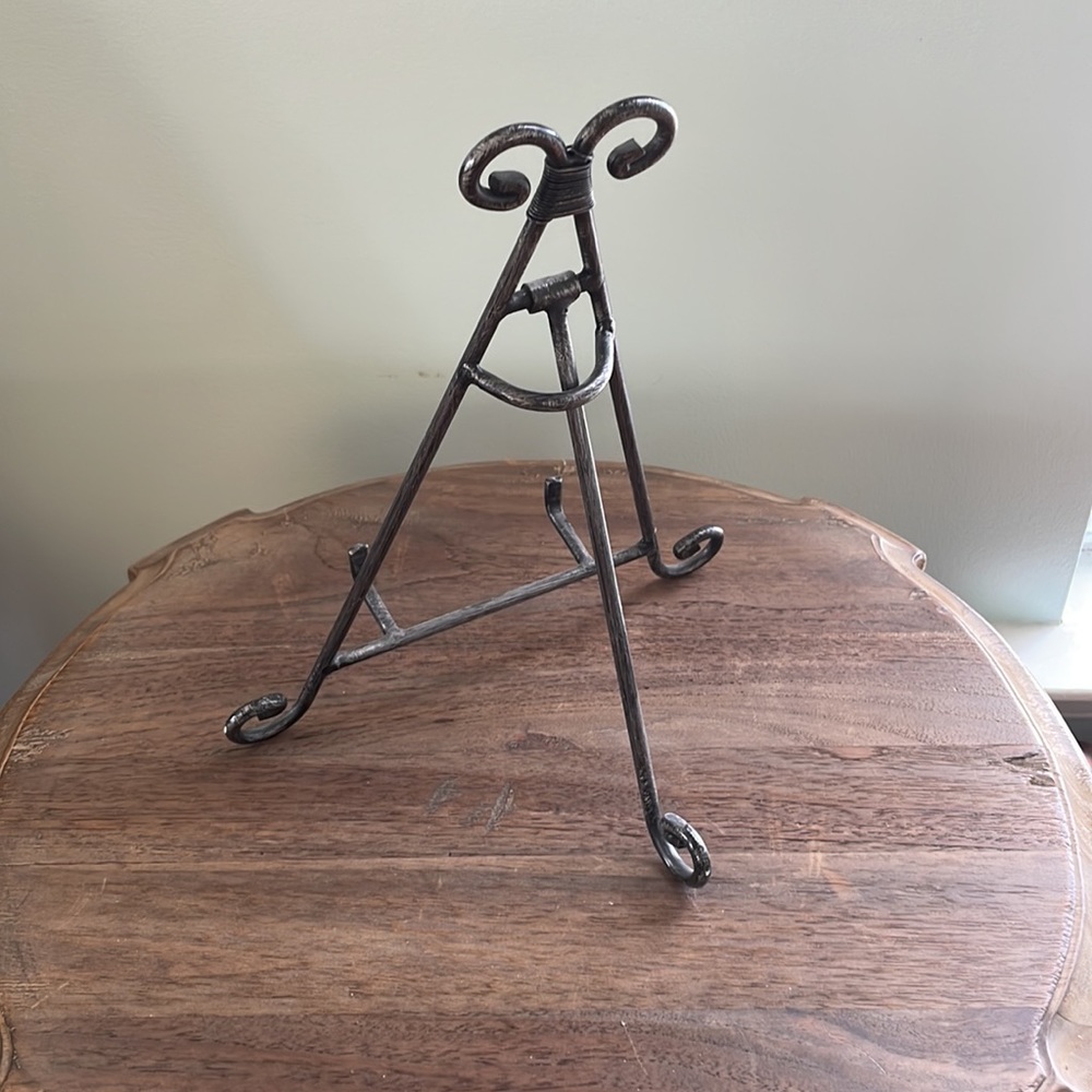 Frame/book stand - Picture 2 of 4